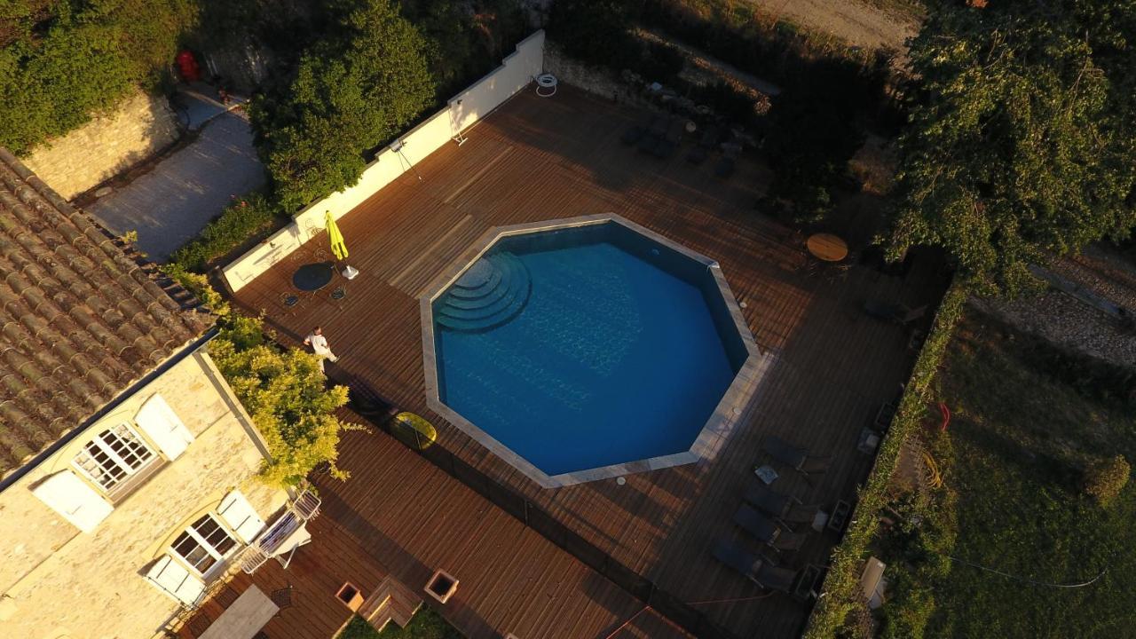 Chateau Montplaisir Charming B&B In Provence Valreas Exterior photo