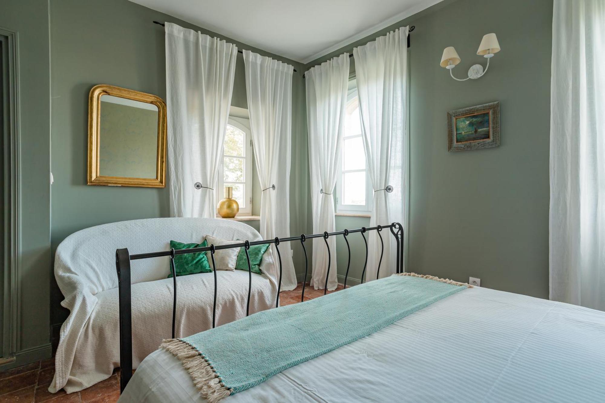 Chateau Montplaisir Charming B&B In Provence Valreas Exterior photo